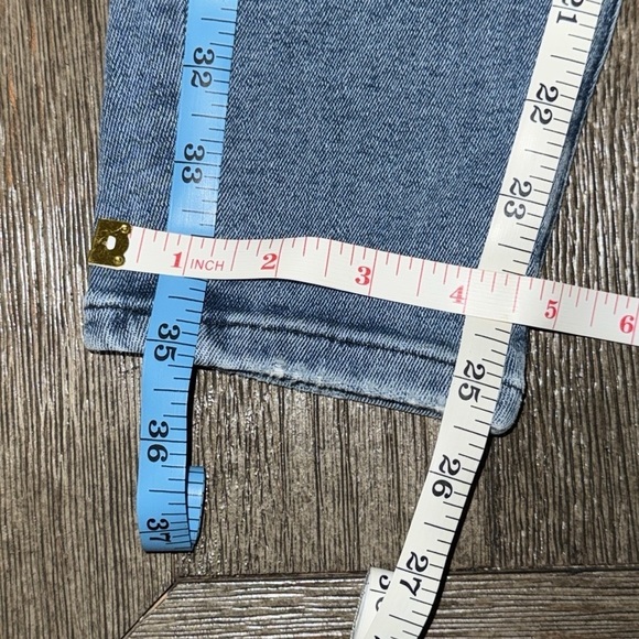 Good American Good Waist Crop Jeans Indigo139 - Picture 11 of 12